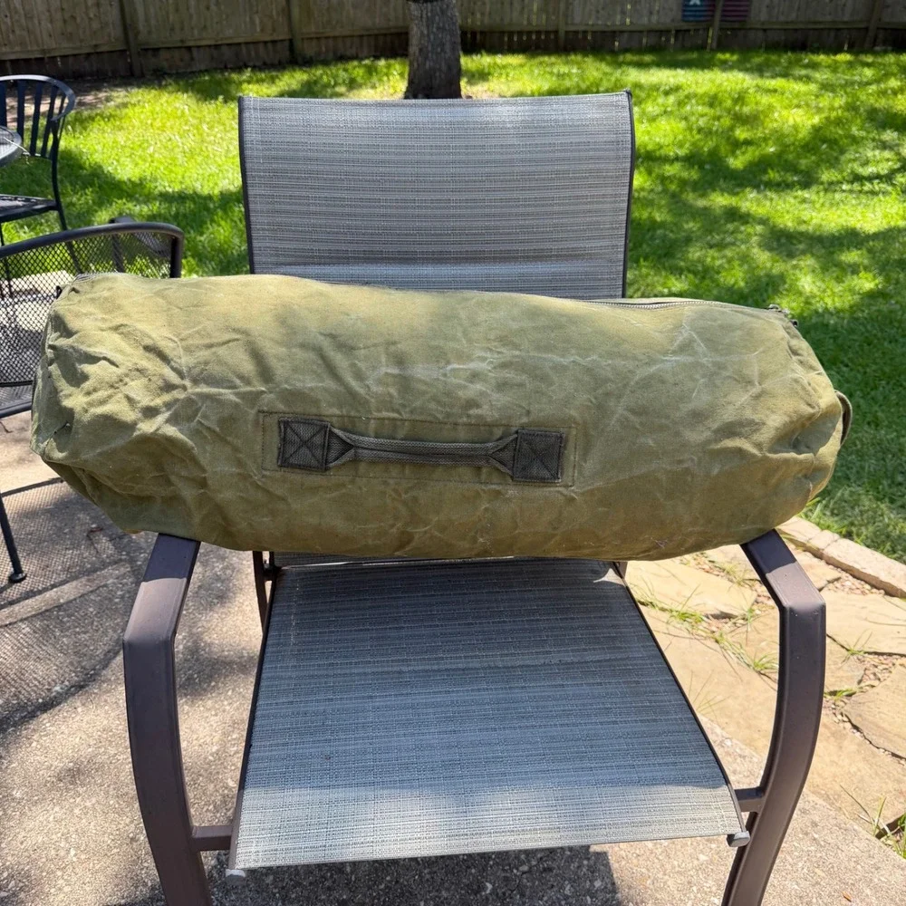 Vtg Military Style Barrel Duffel Bag Large Green Canvas Duffle Travel Camping